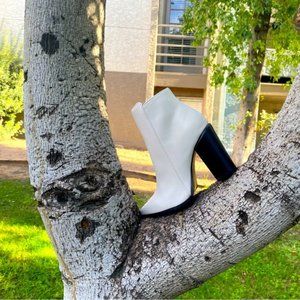 Ladies Off White Fall Booties